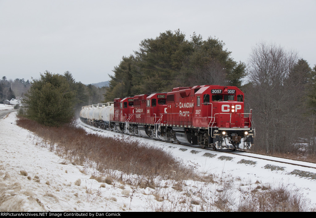 CP 3057 Leads F13 at Muskrat Farm Rd. in Prospect 